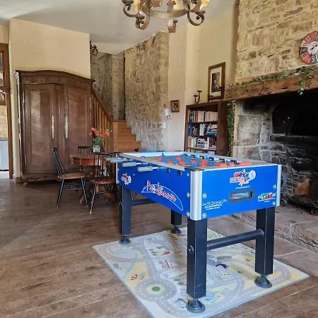 Hébergement de vacances De Montrepos - Ancien Presbytere Xviie Siecle *