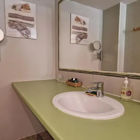 Holiday home De Montrepos - Ancien Presbytere Xviie Siecle